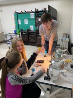 Science Club Combines Learning and Fun for Fourth Graders